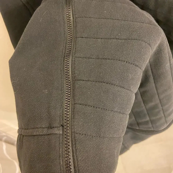 Lululemon Fleece Be True Crew Pullover Sweater Black Size 4 - Picture 6 of 9